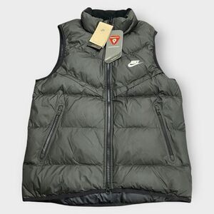 Nike Storm-FIT Windrunner Mens Insulated Primaloft Vest size Small New with Tags